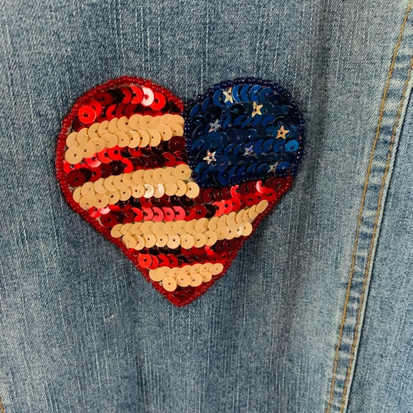 Cool Blue jean jacket with sparkling heart US flag at its back girls age 9 - 10 - Picture 3 of 8